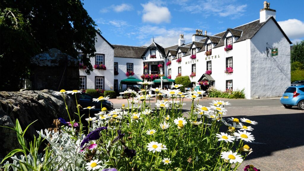 Moulin Inn best dog friendly pub Scotland